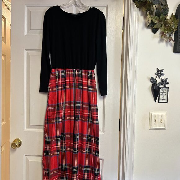 Merokeety Dress - Picture 1 of 2